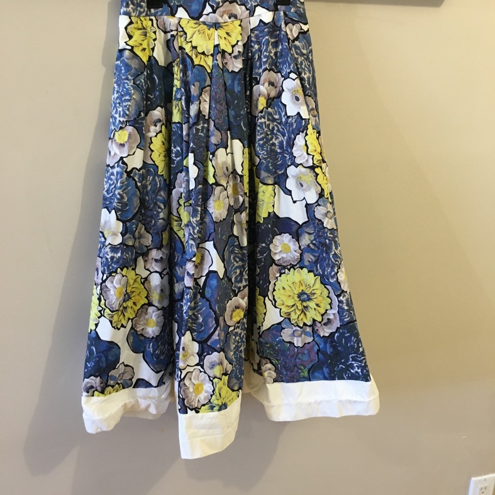 Women’s printed skirt